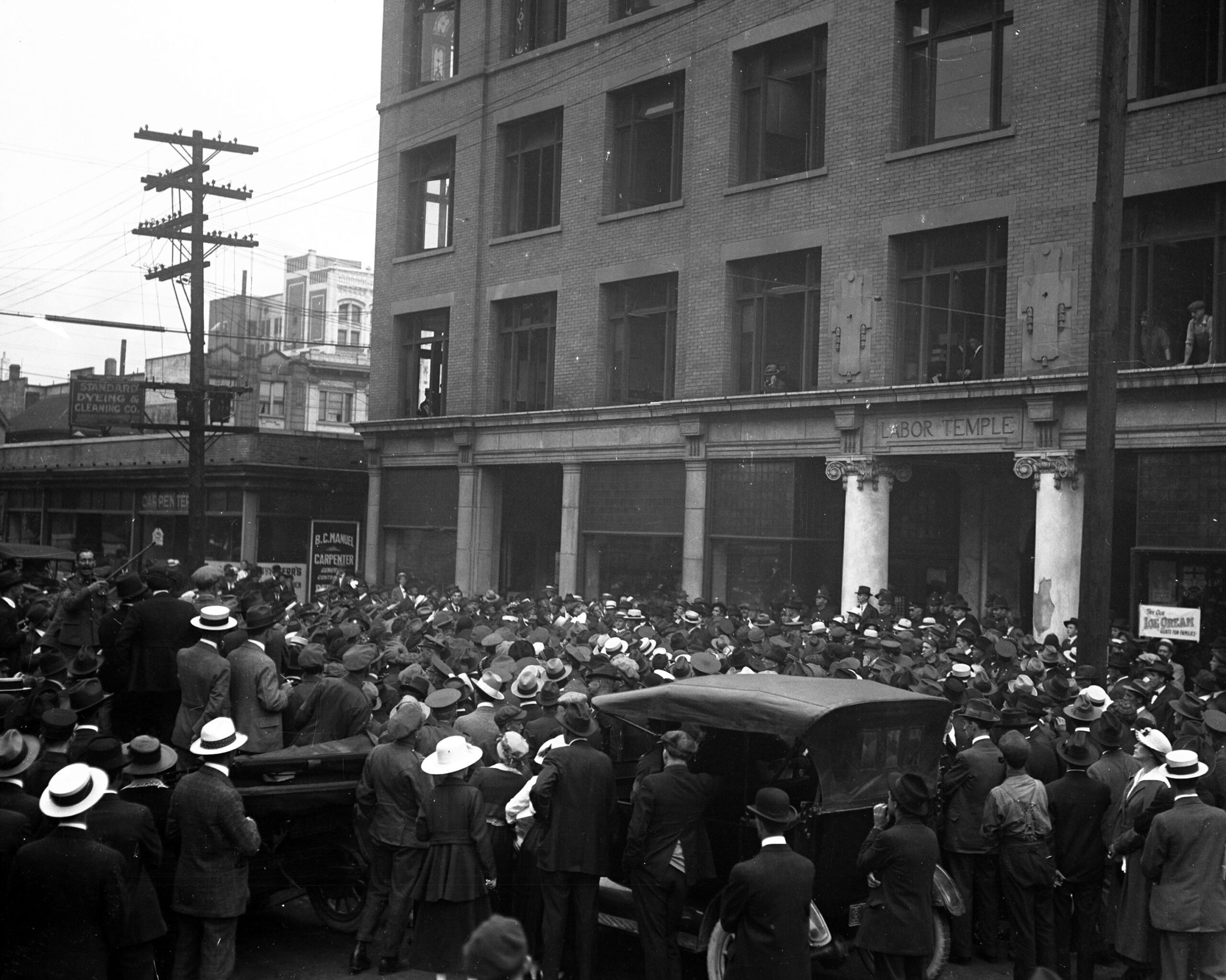 A huge crowd picketing outside of the Labor Temple in Vancouver