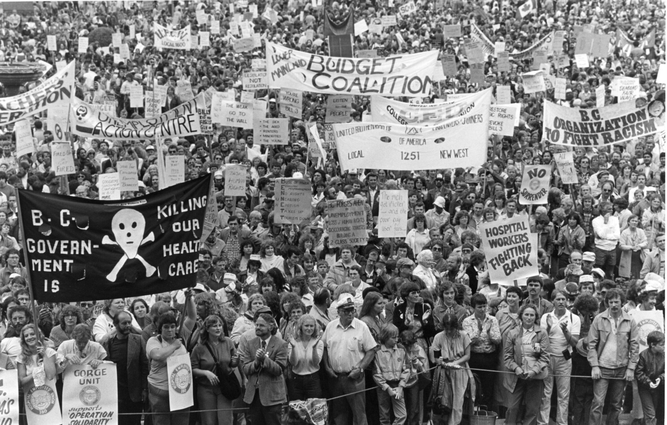 black and white photo of a huge crowed at Operation Solidarity rally Victoria